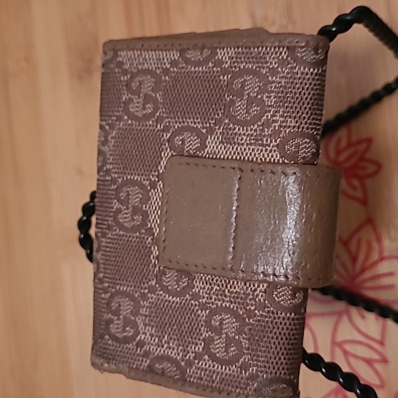 Gucci key holder with serial number - Picture 3 of 6